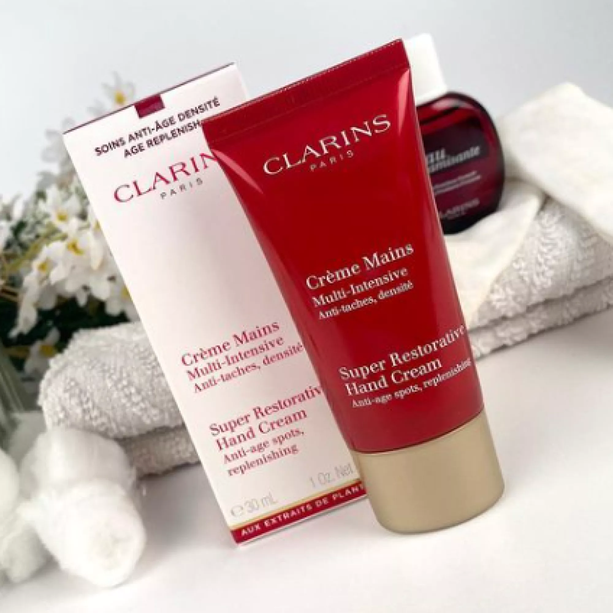 Beauty Outlet Clarins range